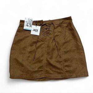 NWT Jack by BB Dakota Women's Faux Suede Tan Lace-Up Front Mini Skirt. Size 4